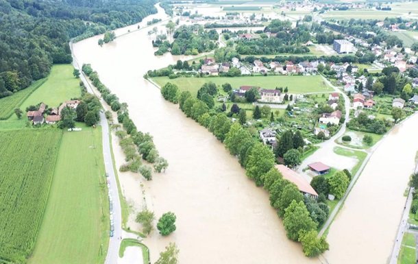 ЄС виділить 400 млн євро для ліквідації наслідків повені у Словенії