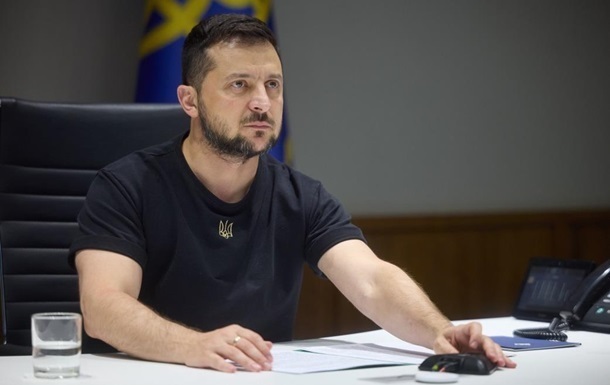 Зеленський заявив про підготовку потужного вересня