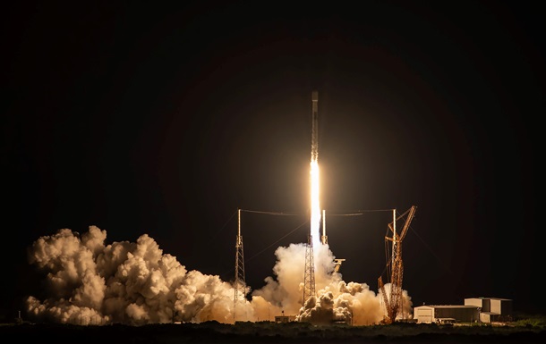 Falcon 9 вивела на орбіту 21 супутник Starlink