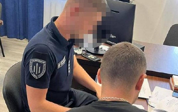 Офіцер отримав підозру за незаконне призначення виплати в 500 тис. грн
