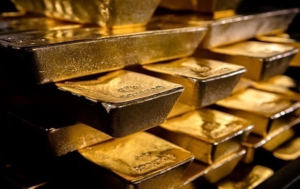 Росіяни почали скуповувати золото через падіння курсу рубля - ЗМІ