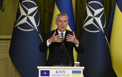 Столтенберг: НАТО має рамкові контракти на боєприпаси на 2,4 млрд євро