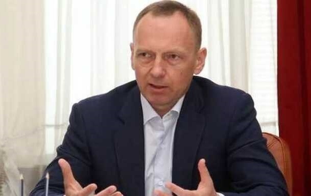 Суд вважає законним звільнення міського голови Чернігова