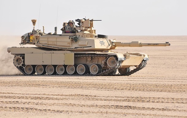 В Україну доставлено менше половини з обіцяних США танків M1 Abrams - ЗМІ