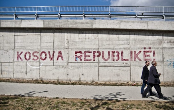 Сербія скоротила військову присутність на кордоні з Косово - Белград