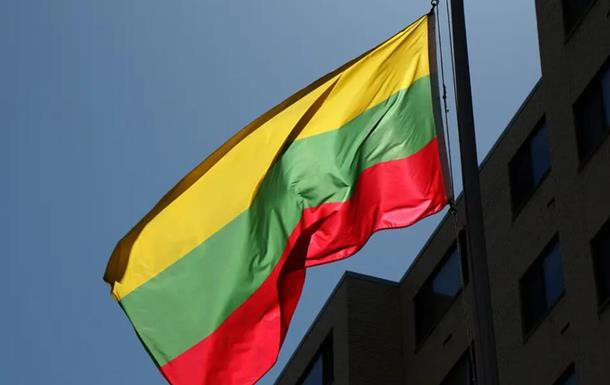 Литва спрямує на відбудову України штрафи за недотримання санкцій 