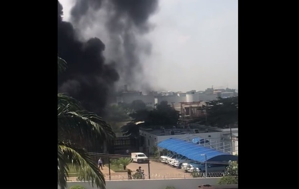 На території посольства Канади в Нігерії стався вибух, є загиблі