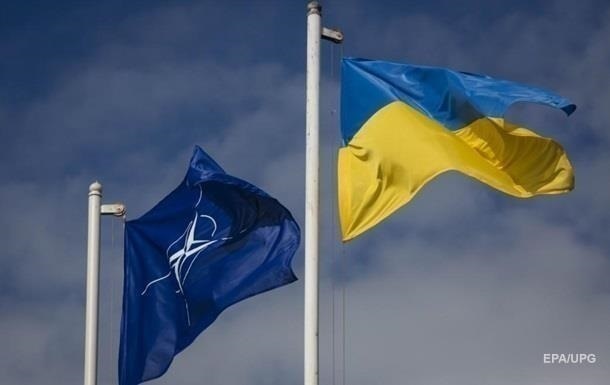 Не Угорщина: названо дві країни, які проти швидкого вступу України в НАТО