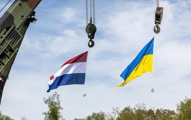 Нідерланди додатково виділять Україні €2,5 млрд