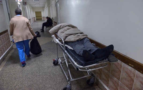 Все для окупантів: кримчанам бракує ліків та місць у лікарнях