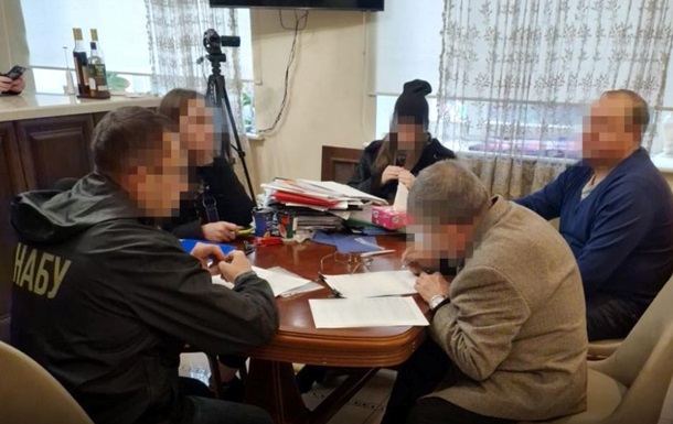 Забудовник намагався підкупити керівництво Мінгромади 15 квартирами в Києві