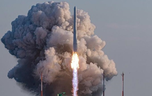 Південна Корея успішно вивела в космос супутник на власній ракеті