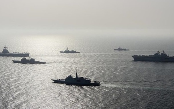 Росія тримає у Чорному морі п ять бойових кораблів