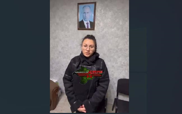У Криму вчительку звільнили після пісні українською мовою