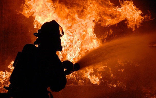 Атака на Одесу: зайнялися пожежі, є постраждалі