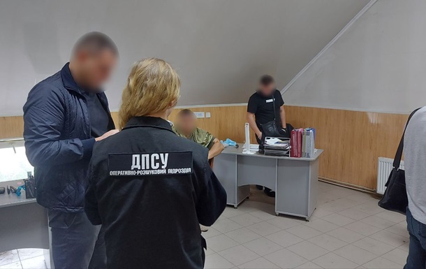 На Львівщині викрили організаторів схеми з переправлення ухилянтів 