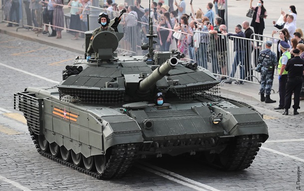 Нацгвардійці знищили ще один російський танк Т-90М