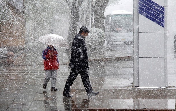 Синоптики спрогнозували, що в частині України потепліє і пройдуть дощі