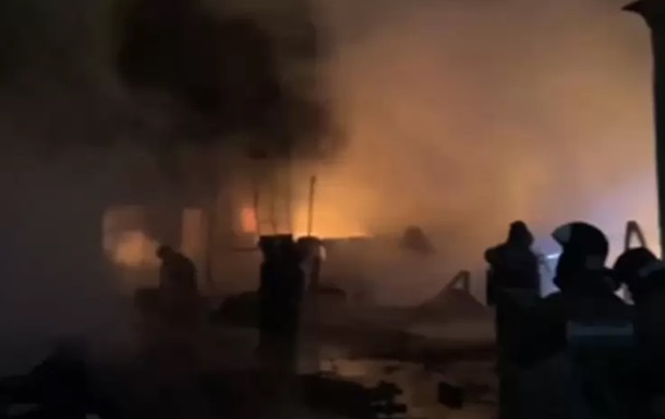 З явилися відео пожеж в Москві й Підмоскв ї