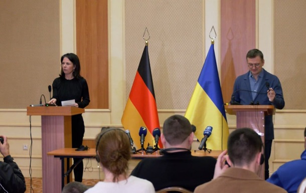 Берлін ще не дійшов згоди щодо ракет для України - Бербок