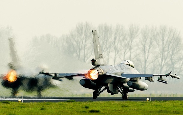 По літакам F-16 ухвалено всі рішення - Міноборони