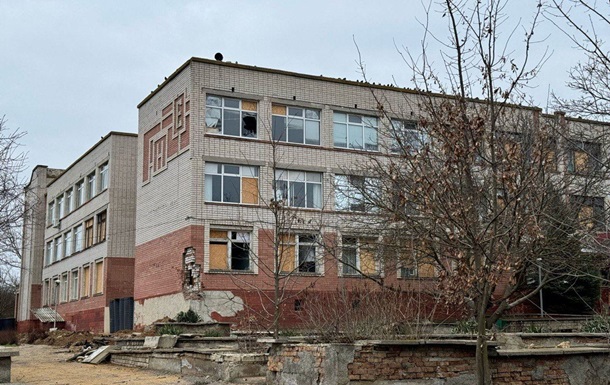 РФ за ніч пошкодила три освітні заклади на Херсонщині