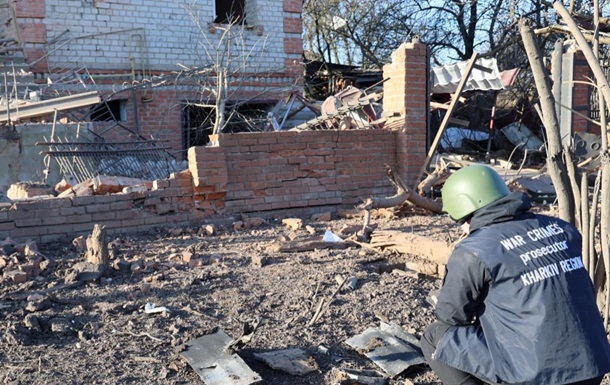 Росіяни скинули на Куп янськ 12 бомб, є поранені