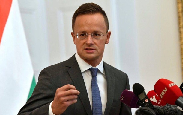 МЗС Угорщини викликало посла США через слова Байдена про Орбана