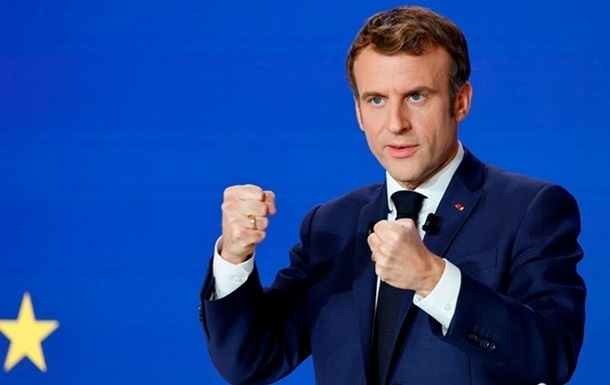 Президент Франції закликав союзників не бути  боягузами  у питанні України