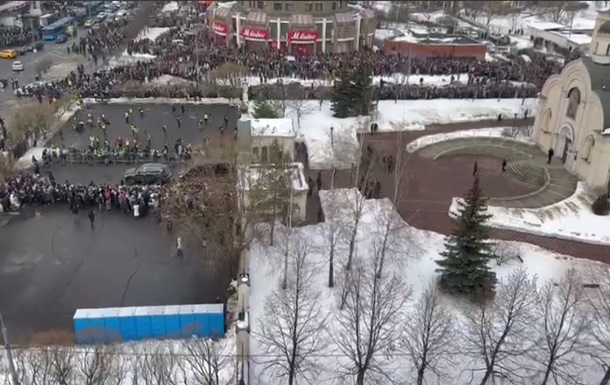 У Москві ховають Навального