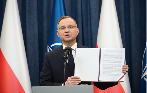 Дуда закликає країни НАТО збільшити витрати на оборону