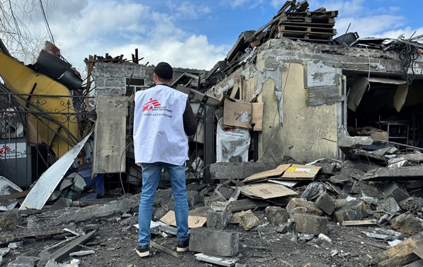 У Покровську росіяни розбомбили офіс Лікарів без кордонів