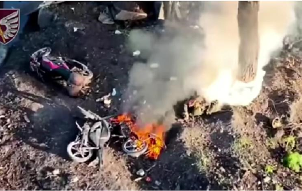 Десантники знищили вісім російських мотоциклів та БМП з піхотою