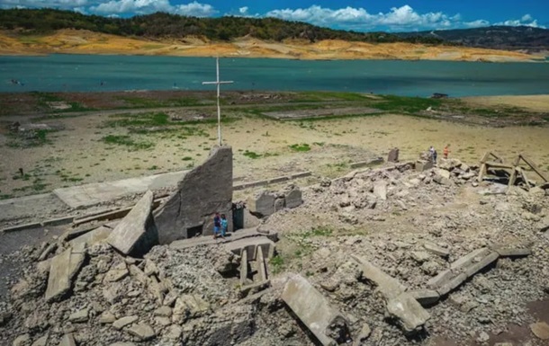 На Філіппінах на дні висохлої дамби виявили руїни давнього міста