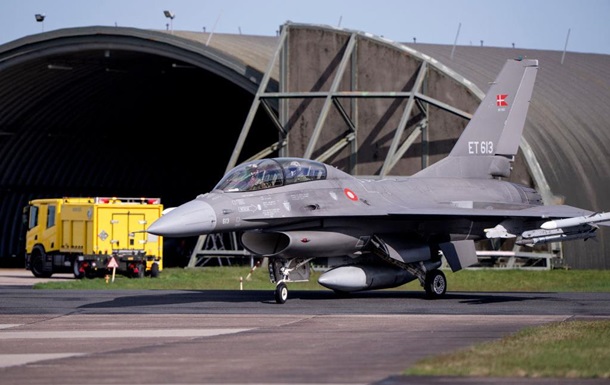 Зеленський і прем’єр Данії обговорили F-16
